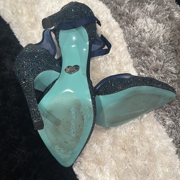 Betsey Johnson Sparkling Navy Heels - Picture 2 of 2